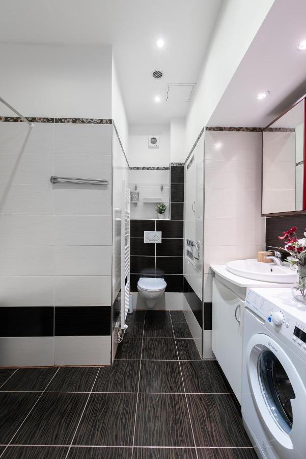10 Min City Centre 5 People Apartment, Free Coffee Prague Luaran gambar