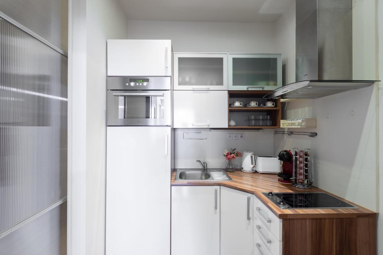 10 Min City Centre 5 People Apartment, Free Coffee Prague Luaran gambar