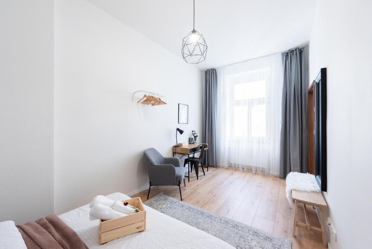 10 Min City Centre 5 People Apartment, Free Coffee Prague Luaran gambar